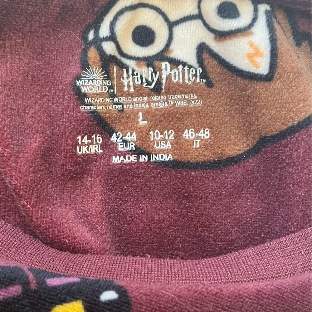 Harry Potter Burgundy Chibi Characters Fleece Top Cartoon - Picture 2 of 4